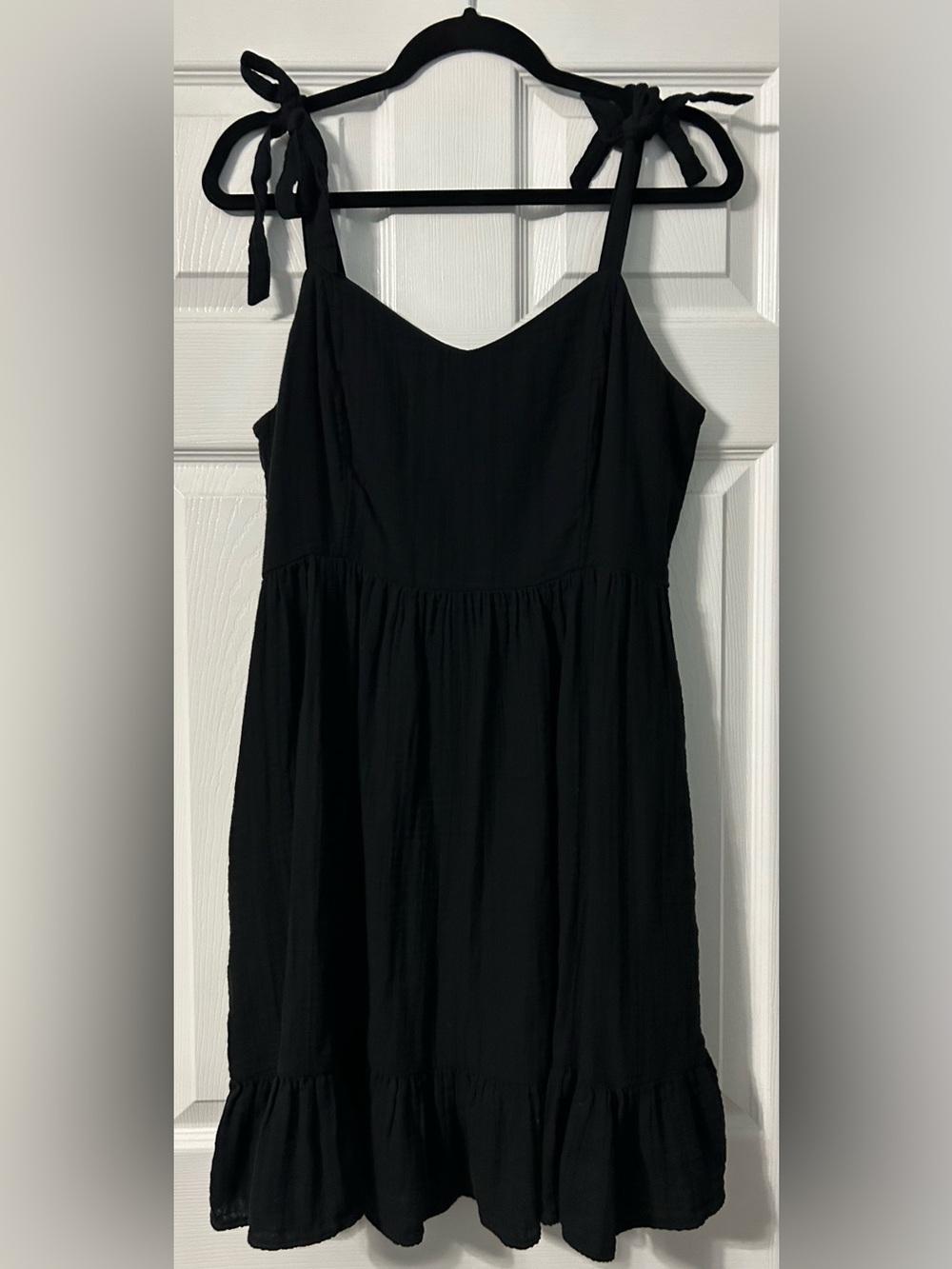 Old Navy Black Tie-Shoulder Mini Sundress